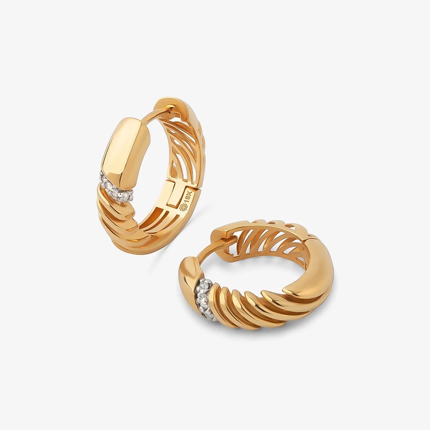 Argola Brinco com Diamantes em Ouro Amarelo 18k