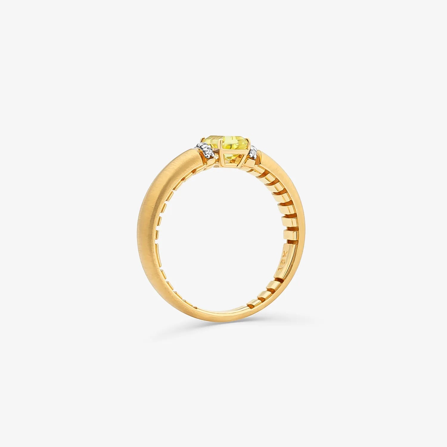 Anel com Diamante e Quartzo Green Gold em Ouro Amarelo 18k